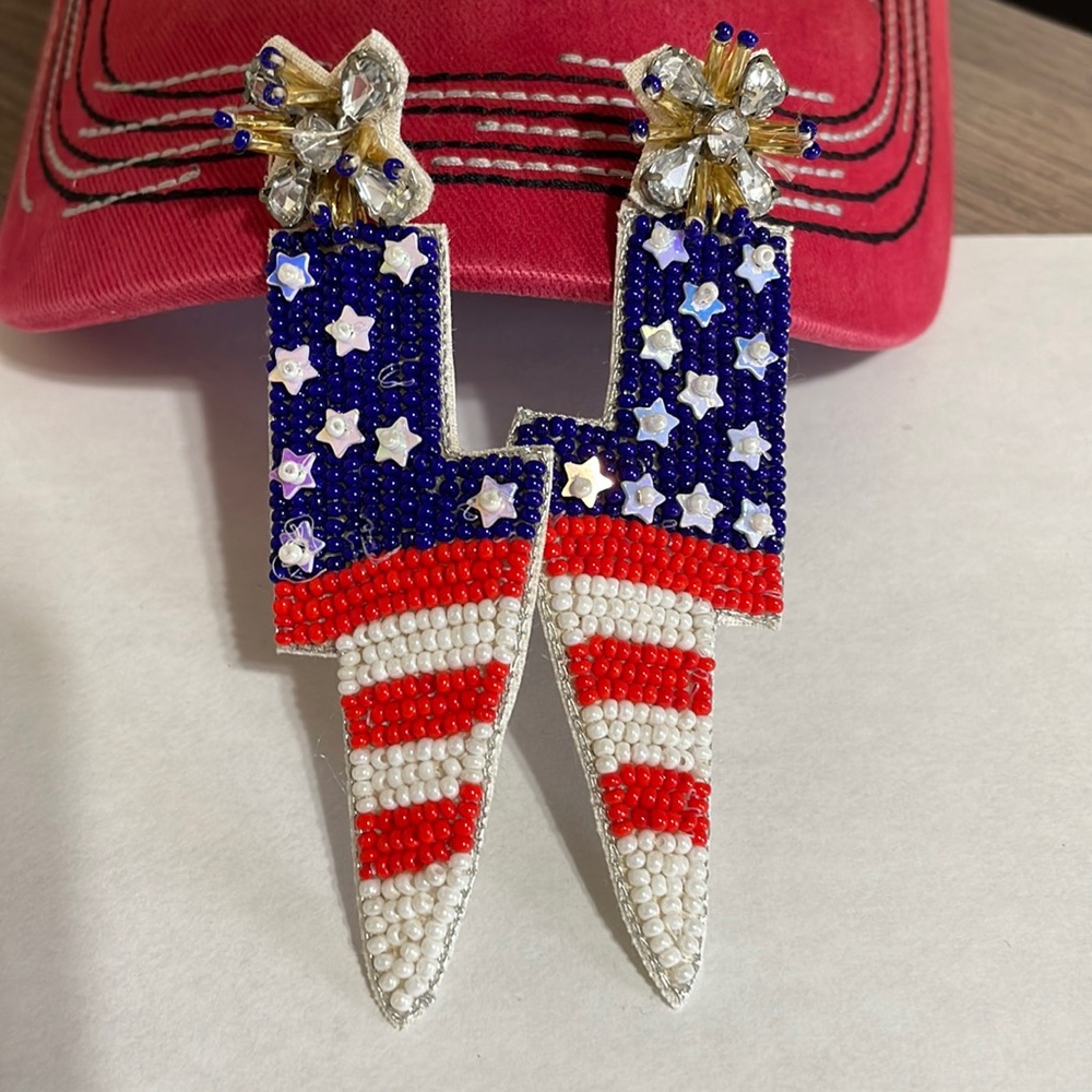🎉❤️Patriotic Red White Blue Lightning Bolt Beaded Crystal Earrings